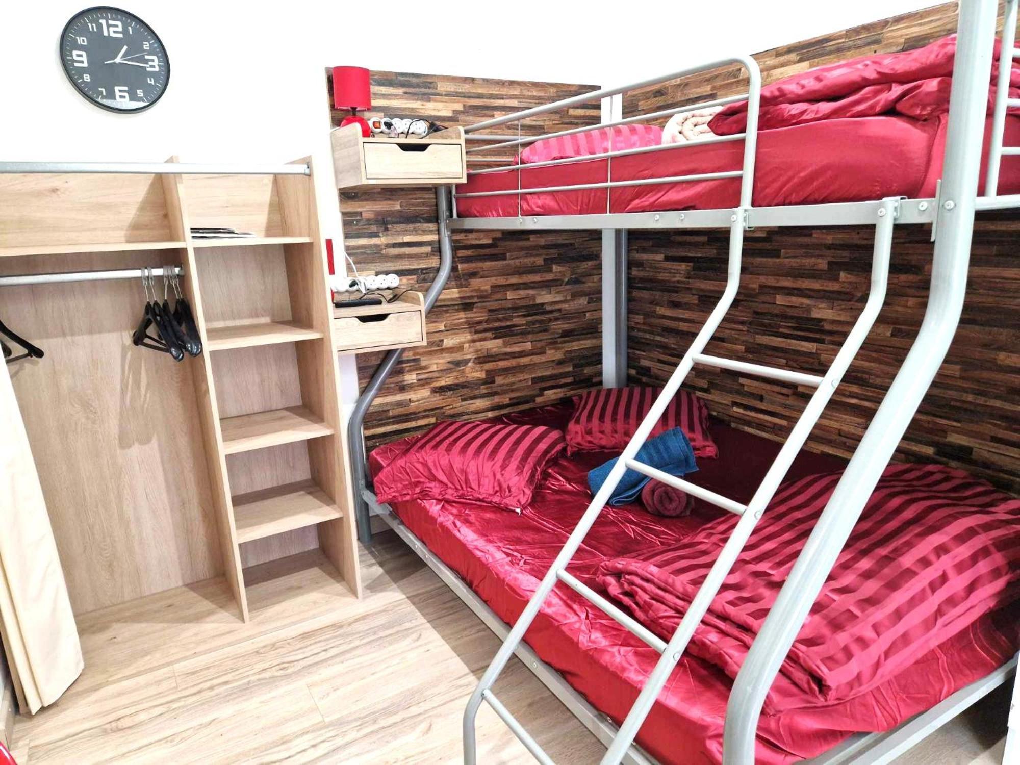 09 - Joli Studio Avec 2 Lits, Logement Tout Equipe Pour 1, 2 Ou 3 Personnes Maximum, Vue Sur Parc Arbore, Parking Privatif Gratuit, Grand Fourgon Possible, Tout Le Linge De Maison Est Fourni Razac-sur-l'Isle Ngoại thất bức ảnh